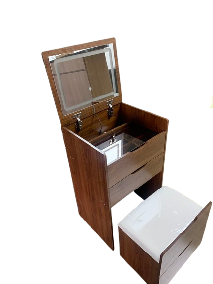 Desk Setup In Small Bedroom - طاولة تجميل 3 في 1 من