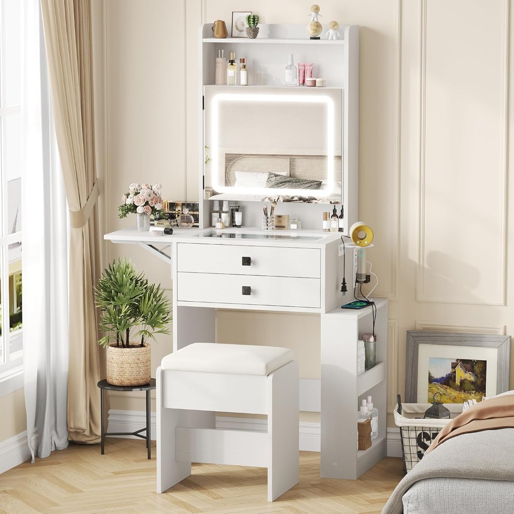 Desk Setup In Small Bedroom - طاولة مكياج صغيرة مع مرآة مضاءة