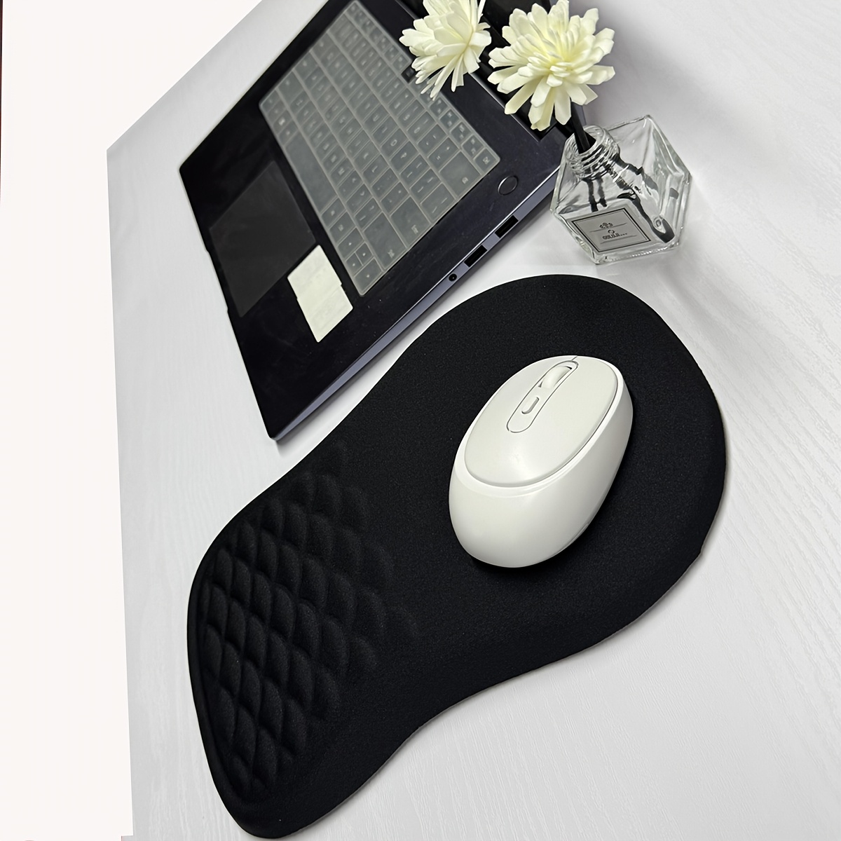 لوحة ماوس، مسند معصم من الفوم  - مراجعة Desk Setup Black وسعره
