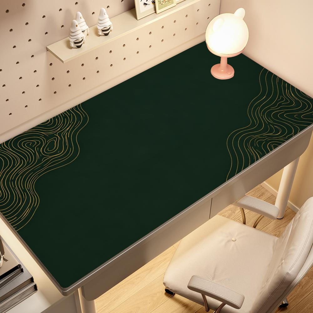 سجادة مكتب فاخرة باللون الأخضر - مراجعة Desk Setup Minimal وسعره