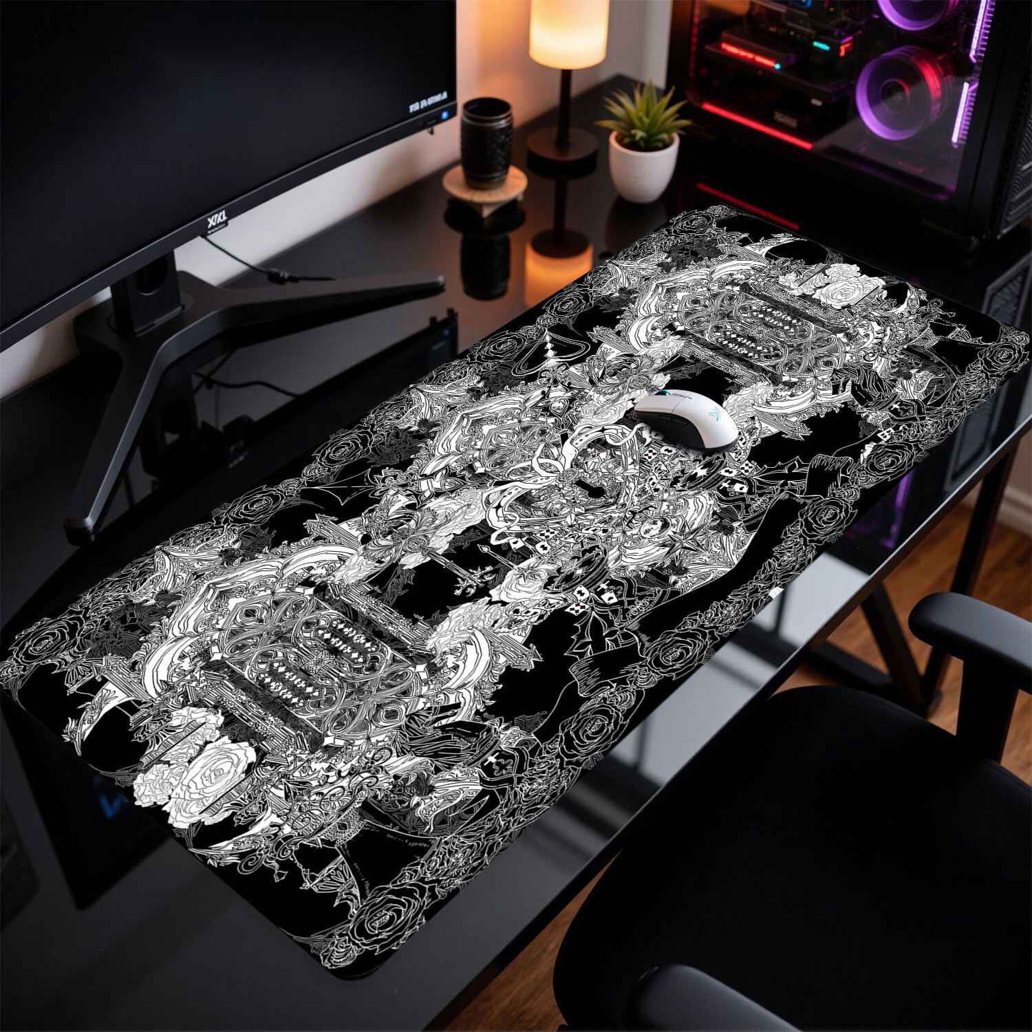 لوحة ماوس بتصميم مبنى قوطي من  - مراجعة Desk Setup Black وسعره